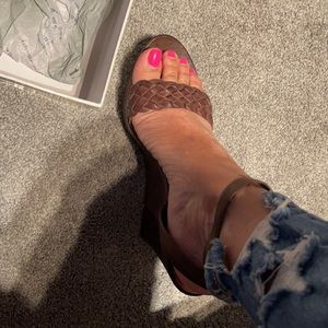 Marc Fisher brown platform